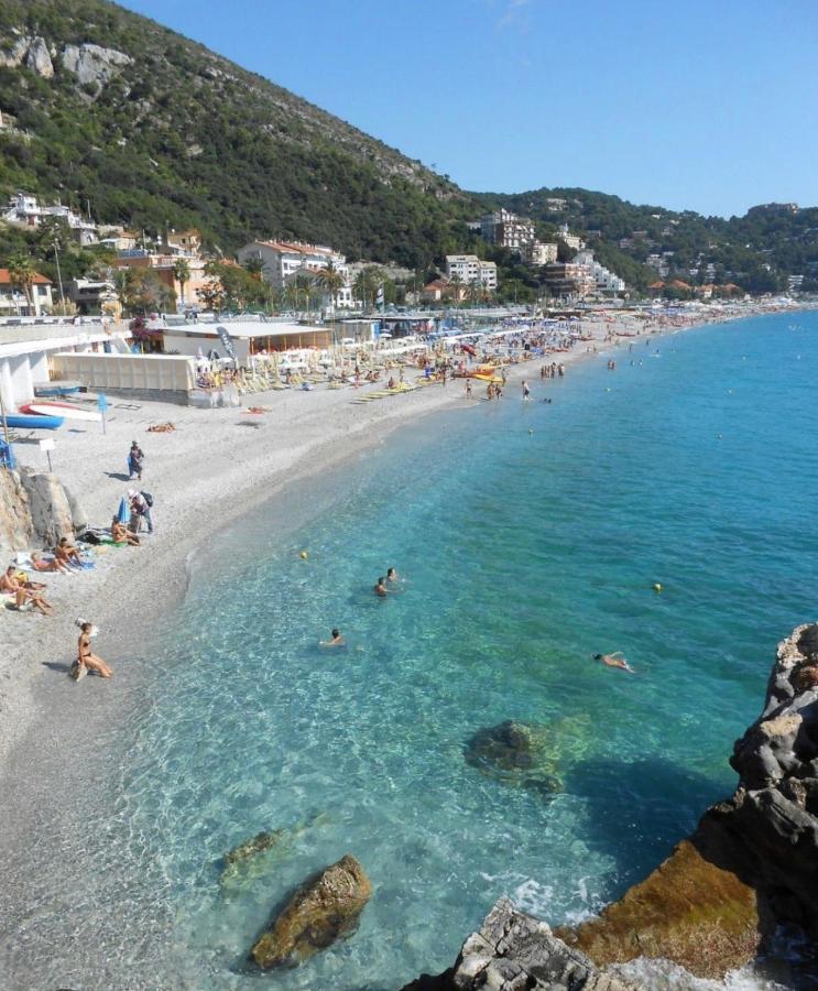 A 5 Minuti Dal Mare - Dolphin Beach House Spotorno Eksteriør bilde
