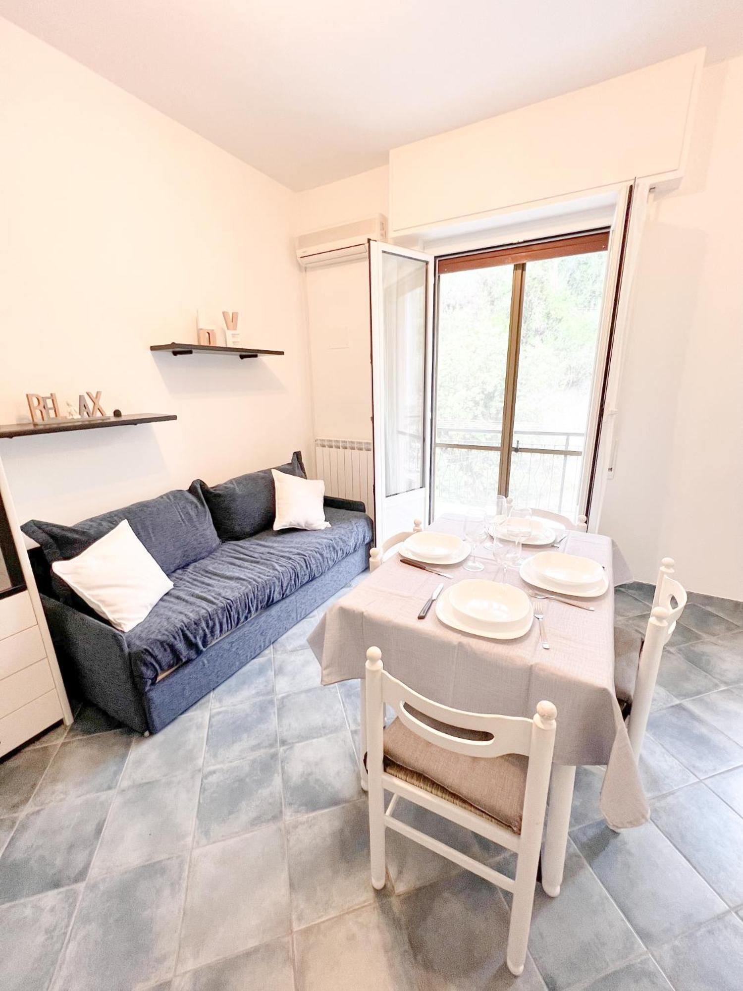 A 5 Minuti Dal Mare - Dolphin Beach House Spotorno Eksteriør bilde